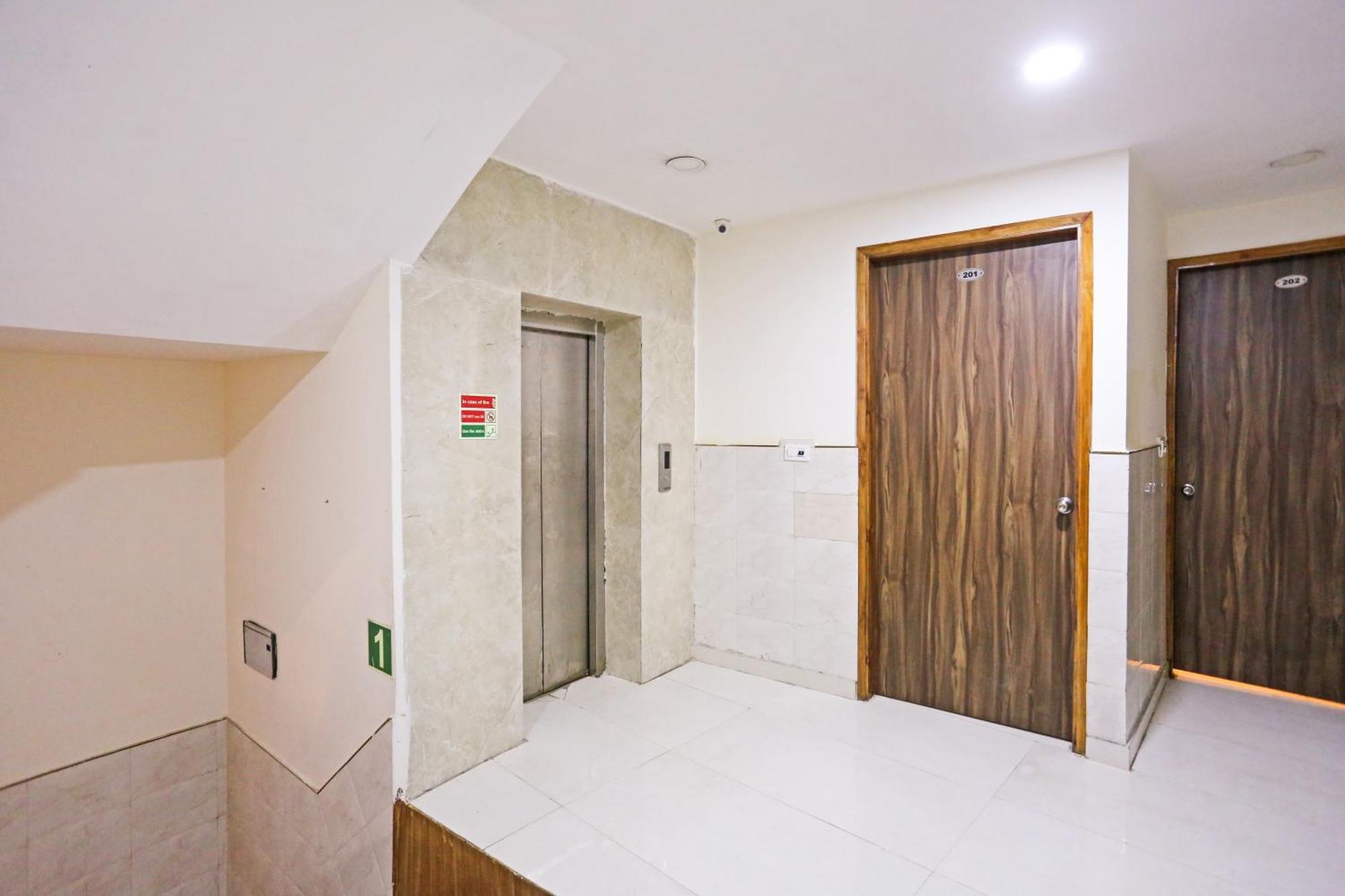 Hotel Happy Stay Delhi Airport نيودلهي المظهر الخارجي الصورة